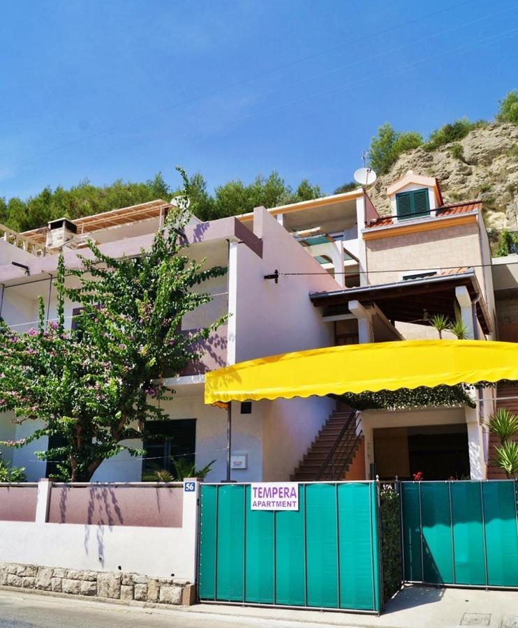 Apartments By The Sea Krilo Jesenice, Omis - 15145 Єсенице Екстер'єр фото